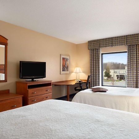 Hampton Inn ג'נבה מראה חיצוני תמונה
