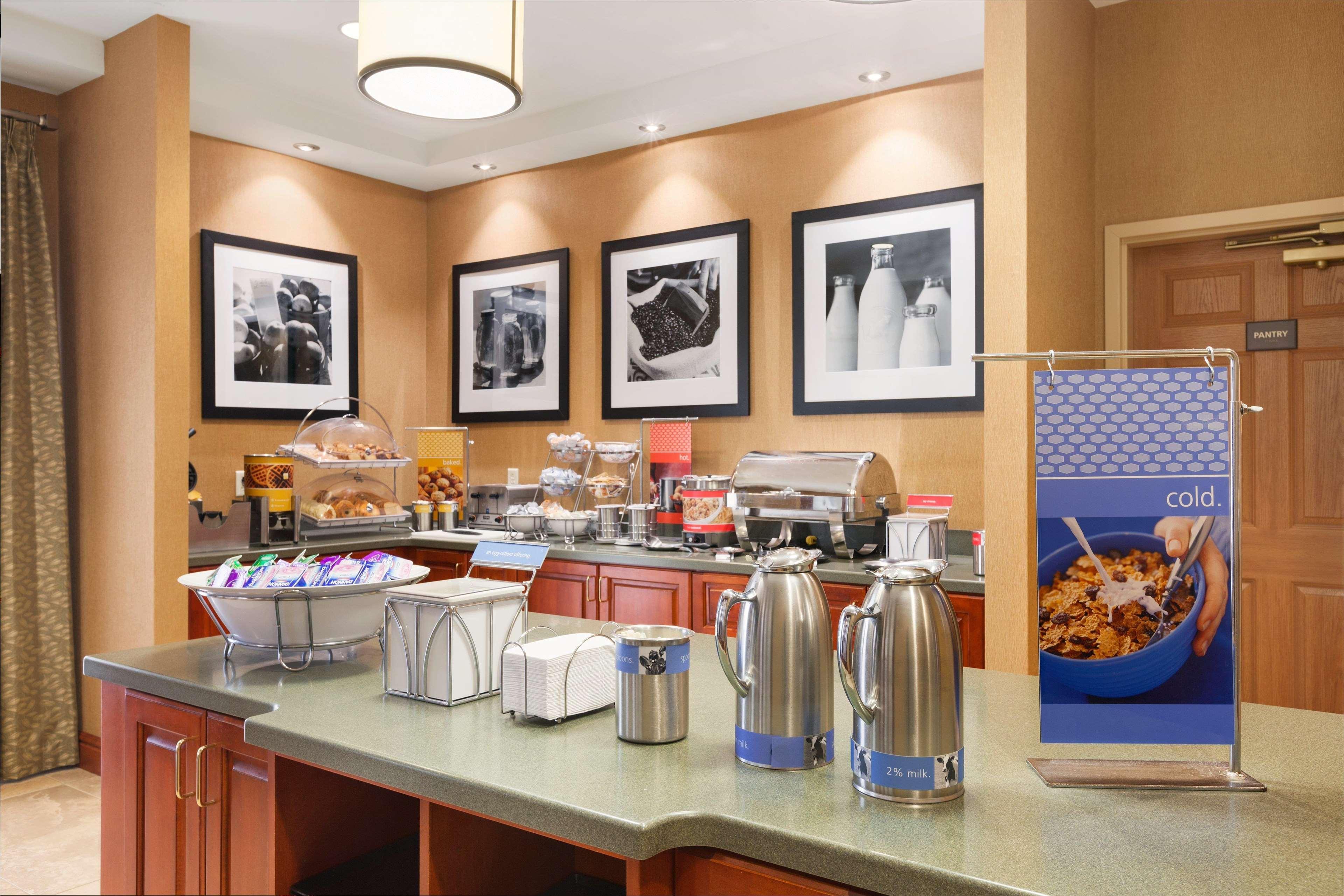 Hampton Inn ג'נבה מראה חיצוני תמונה