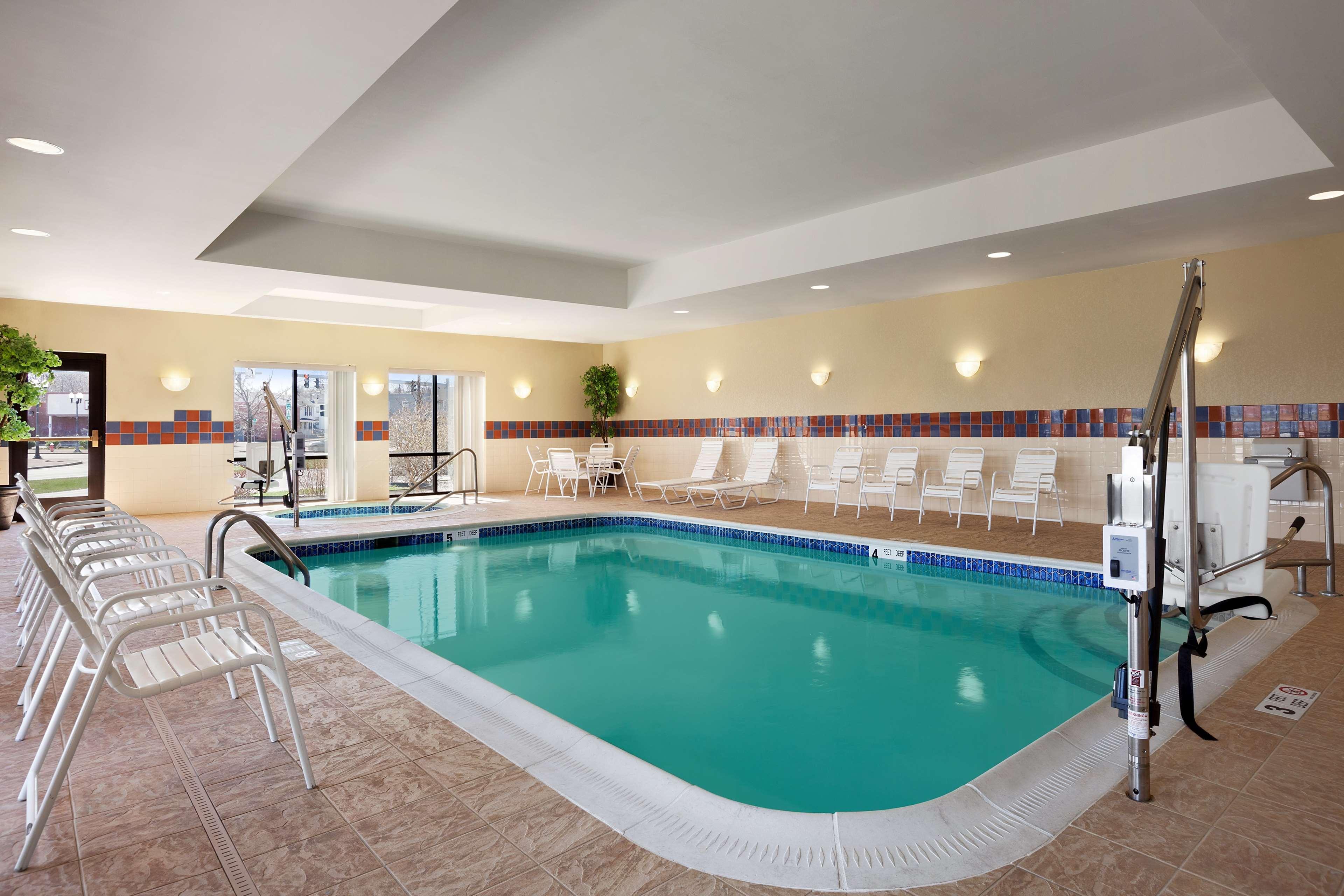 Hampton Inn ג'נבה מראה חיצוני תמונה
